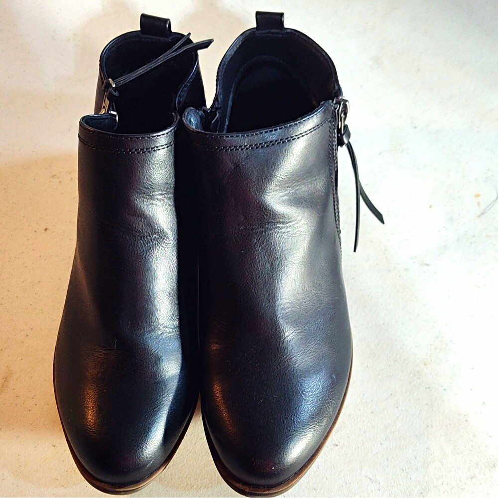 London Fog Tina Womens Black Faux Leather Ankle Bootie Zip Round Toe W 8.5 (1399